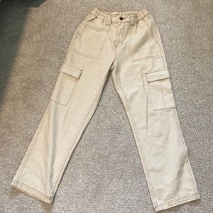 Pacsun cargo jeans!! Size S brand new!!
